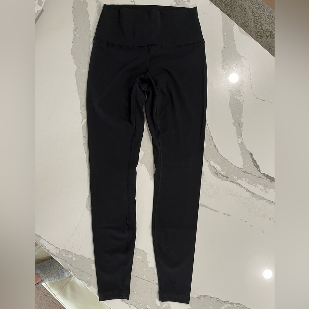 Lululemon Wonder Under Luxtreme 28” leggings - size 6
